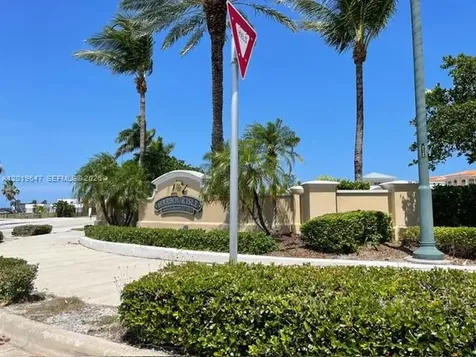 19 W Harbour Isle Drive W Fort Pierce FL 34949