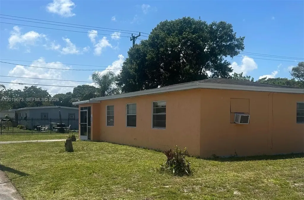 2925 NW 5th Street Fort Lauderdale FL 33311