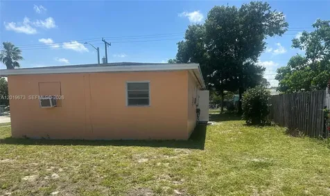 2925 NW 5th Street Fort Lauderdale FL 33311