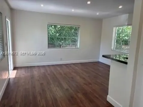 3132 Elizabeth Street Miami FL 33133
