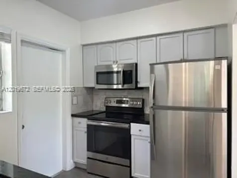 3132 Elizabeth Street Miami FL 33133