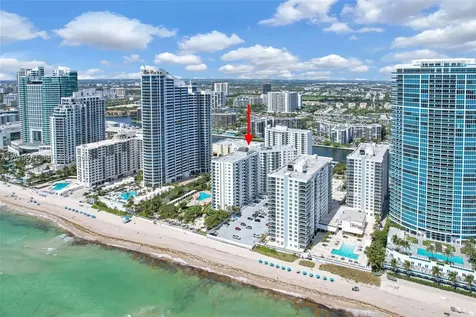3001 S Ocean Drive Hollywood FL 33019