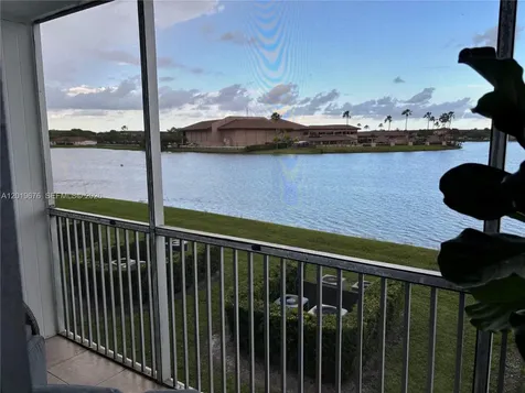 1401 SW 134th Way Pembroke Pines FL 33027