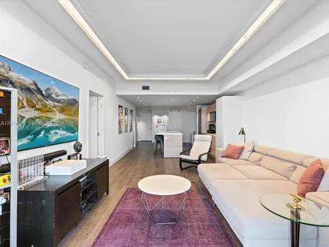 16385 Biscayne Boulevard North Miami Beach FL 33160