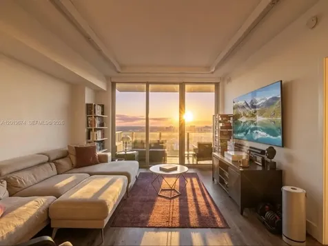 16385 Biscayne Boulevard North Miami Beach FL 33160