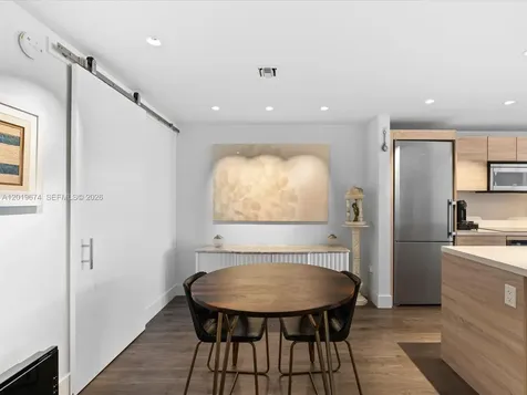 16385 Biscayne Boulevard North Miami Beach FL 33160