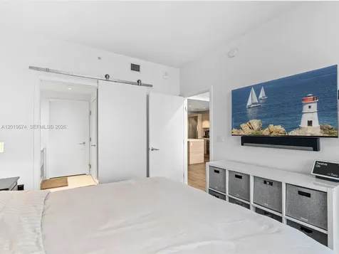 16385 Biscayne Boulevard North Miami Beach FL 33160