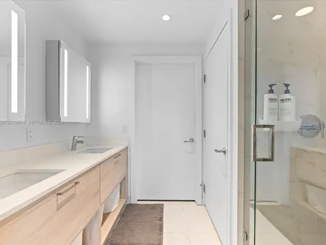 16385 Biscayne Boulevard North Miami Beach FL 33160