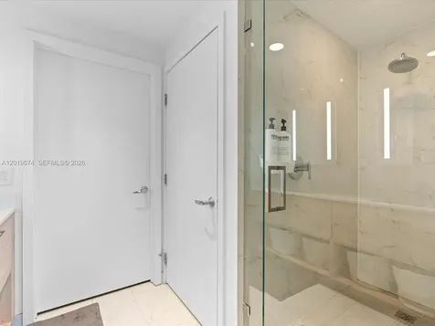 16385 Biscayne Boulevard North Miami Beach FL 33160