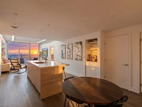 16385 Biscayne Boulevard North Miami Beach FL 33160