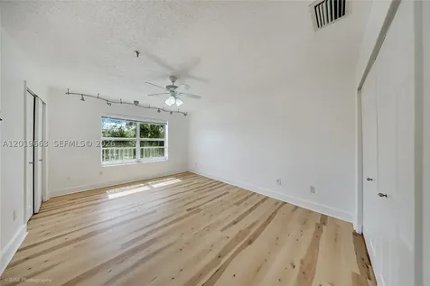 5570 NW 61st Street Coconut Creek FL 33073