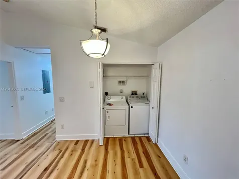 5570 NW 61st Street Coconut Creek FL 33073