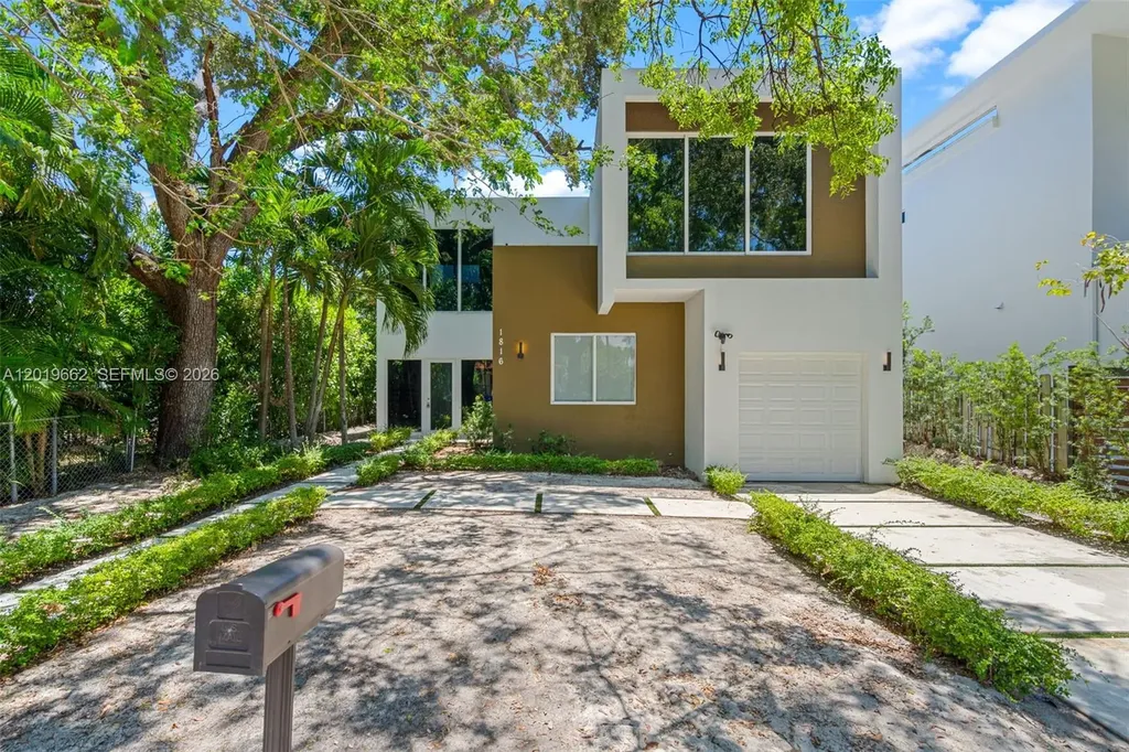 1816 SW 23rd Street Miami FL 33145