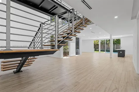 1816 SW 23rd Street Miami FL 33145