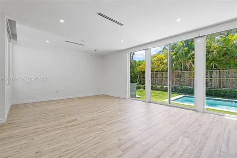 1816 SW 23rd Street Miami FL 33145