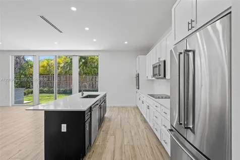 1816 SW 23rd Street Miami FL 33145