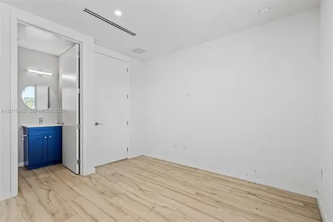 1816 SW 23rd Street Miami FL 33145