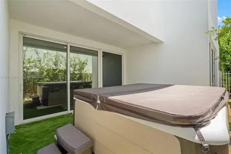 1816 SW 23rd Street Miami FL 33145