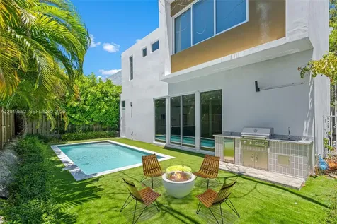 1816 SW 23rd Street Miami FL 33145