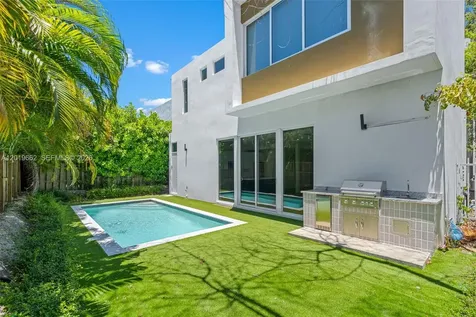 1816 SW 23rd Street Miami FL 33145