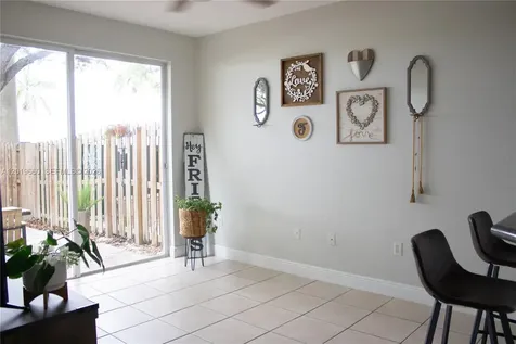 14909 SW 8th Terrace Miami FL 33194
