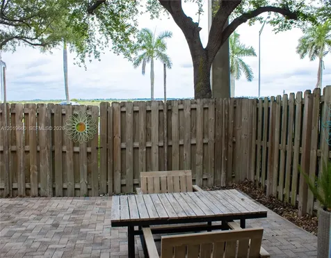 14909 SW 8th Terrace Miami FL 33194