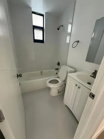 2330 NW 9 Street Miami FL 33125