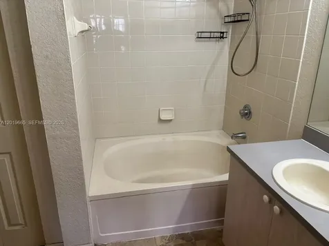 North Lauderdale FL 33068