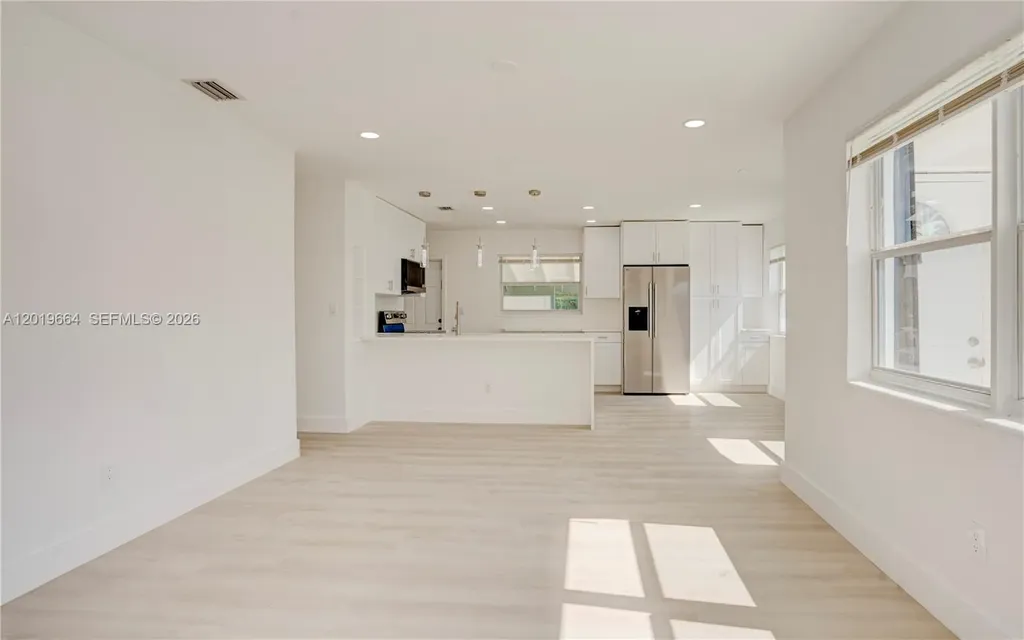 1031 NW 23rd Way Fort Lauderdale FL 33311