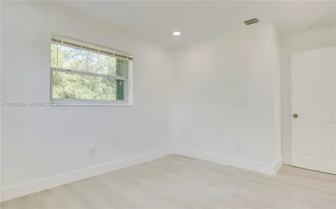 1031 NW 23rd Way Fort Lauderdale FL 33311