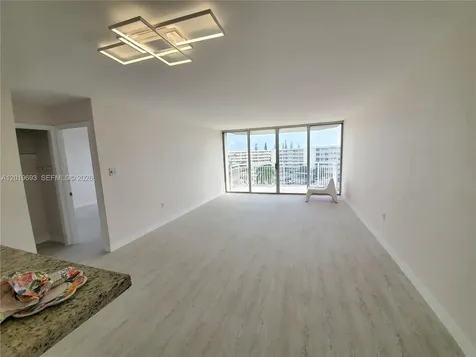 18011 Biscayne Boulevard Aventura FL 33160