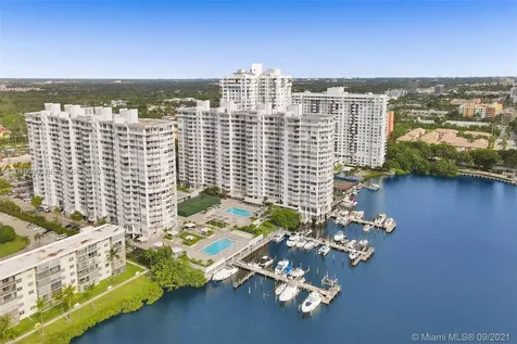 18011 Biscayne Boulevard Aventura FL 33160