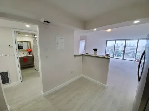 18011 Biscayne Boulevard Aventura FL 33160