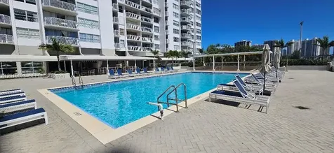 18011 Biscayne Boulevard Aventura FL 33160