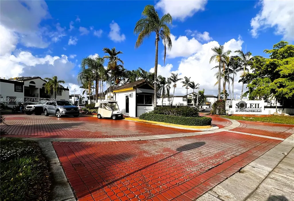 9715 Fontainebleau Boulevard Miami FL 33172