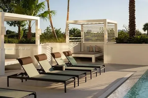 3900 Alton Road Miami Beach FL 33140
