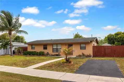 15502 SW 102nd Avenue Miami FL 33157