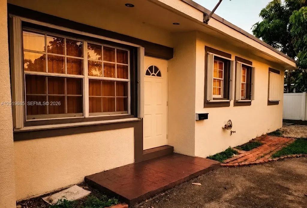 571 NE 172nd Street North Miami Beach FL 33162