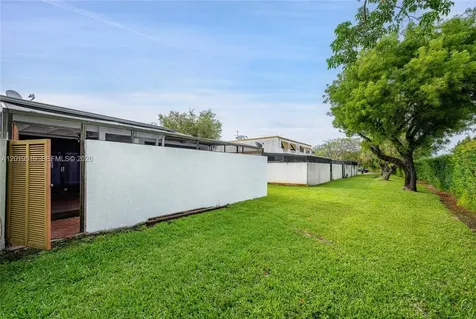 1220 SW 131st Place Circle W Miami FL 33184