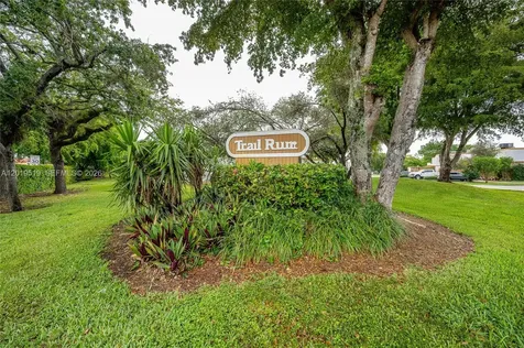 1220 SW 131st Place Circle W Miami FL 33184