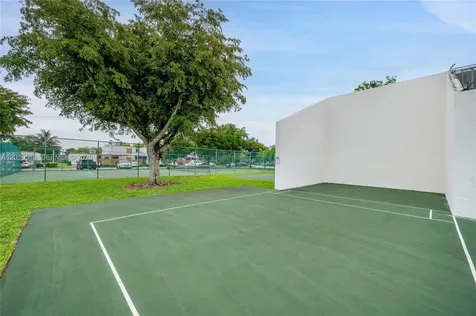 1220 SW 131st Place Circle W Miami FL 33184