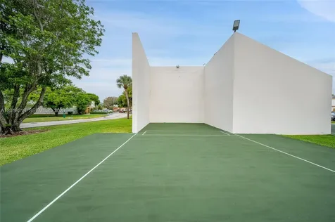 1220 SW 131st Place Circle W Miami FL 33184