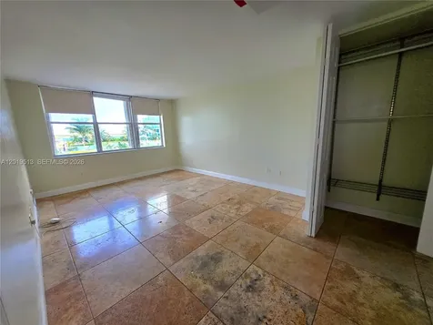 1865 79 St Causeway North Bay Village FL 33141