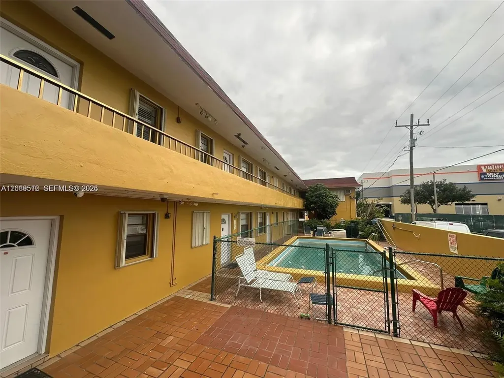 3700 NW 62nd Avenue Virginia Gardens FL 33166