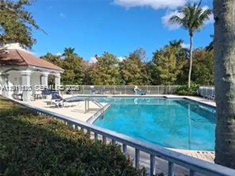 5245 SW 38th Avenue Hollywood FL 33312