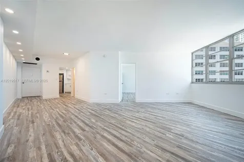801 Brickell Bay Drive Miami FL 33131