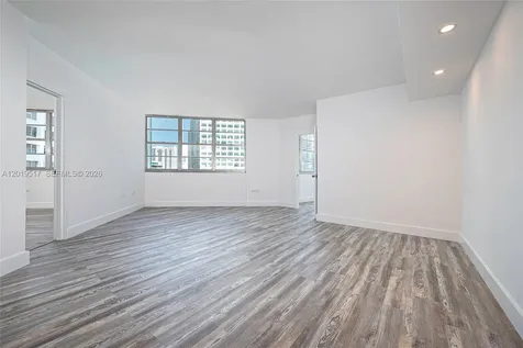 801 Brickell Bay Drive Miami FL 33131