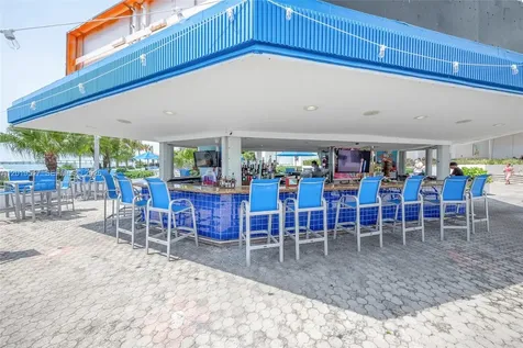 801 Brickell Bay Drive Miami FL 33131