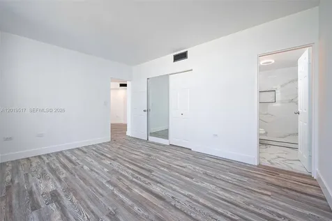 801 Brickell Bay Drive Miami FL 33131