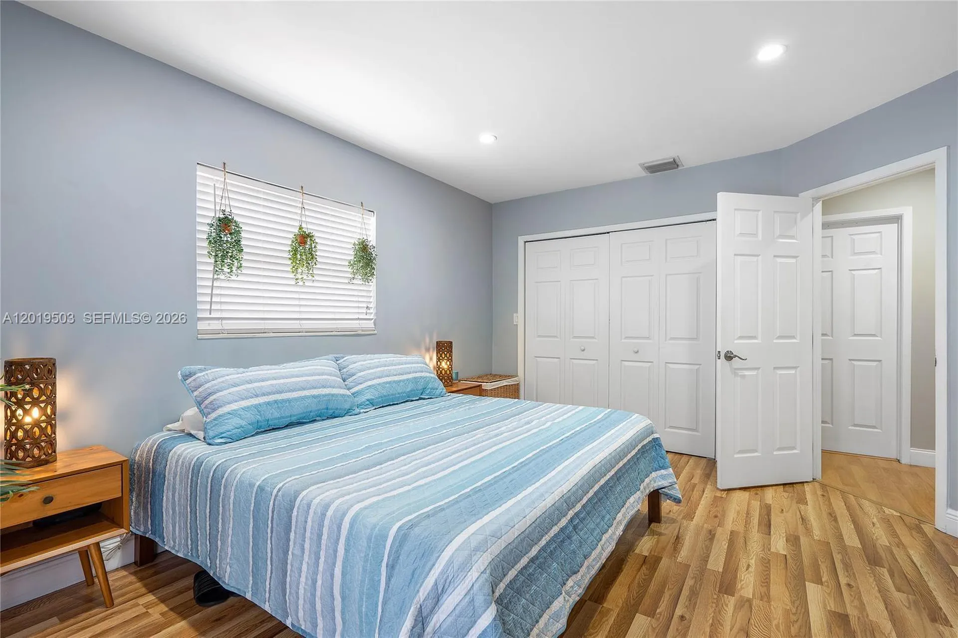 3021 N 72nd Way Hollywood FL 33024
